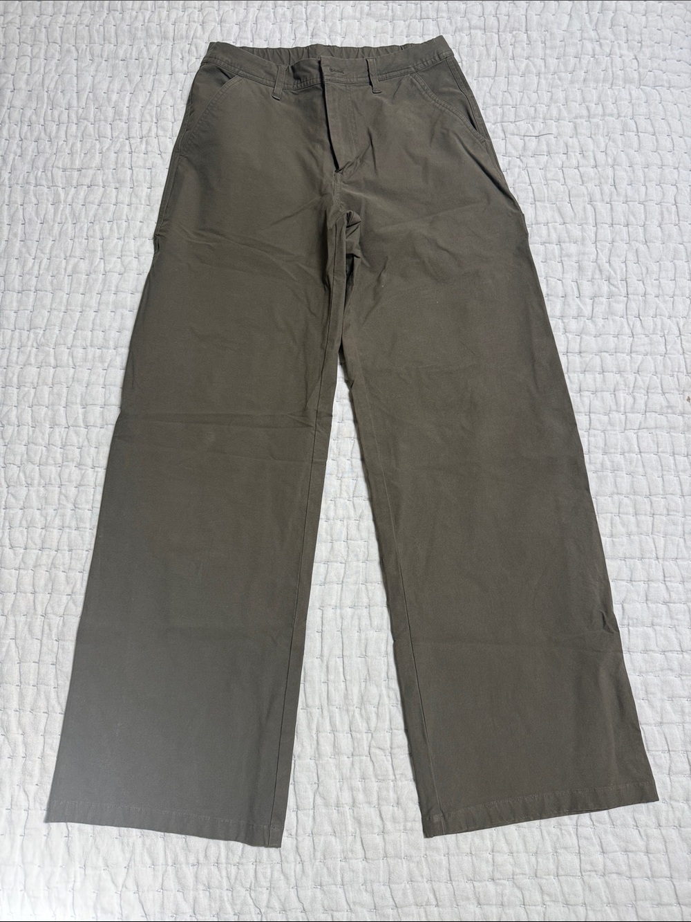 VUORI women’s Getaway Cargo Wide-Leg stretch active wear